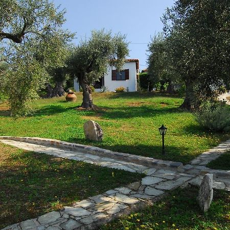 Villa Saint Andrews Bay Milina Habitación foto