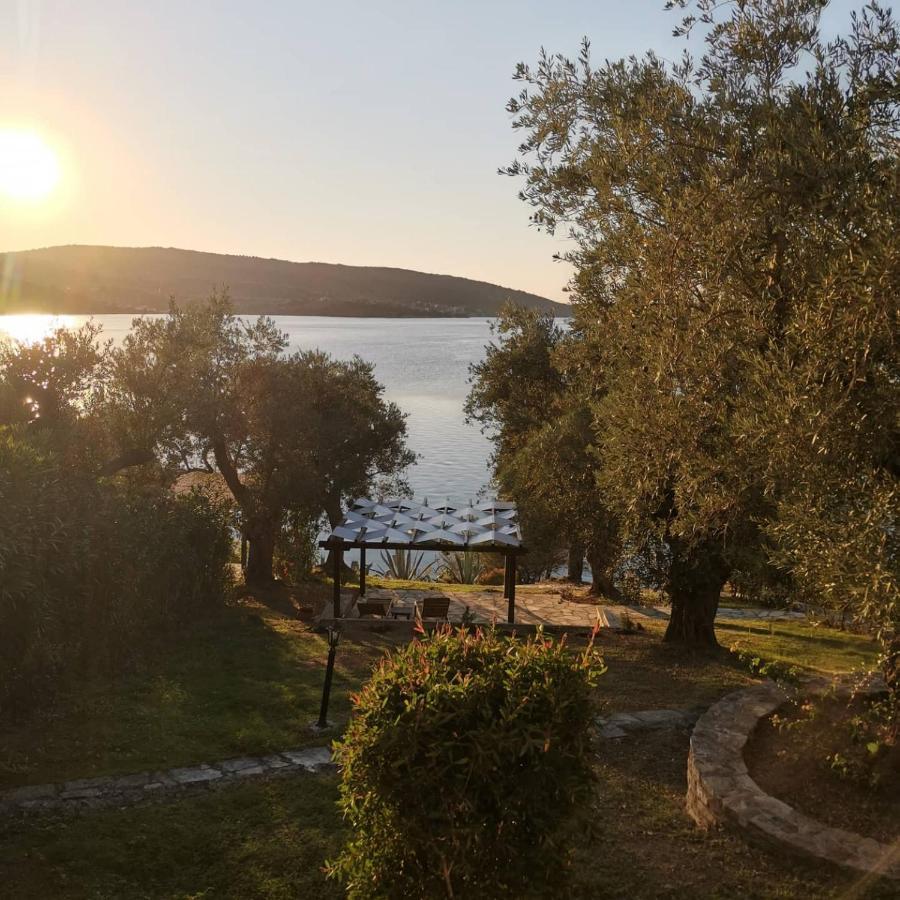 Villa Saint Andrews Bay Milina Exterior foto