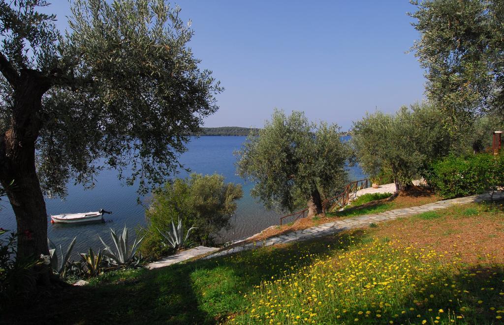 Villa Saint Andrews Bay Milina Habitación foto
