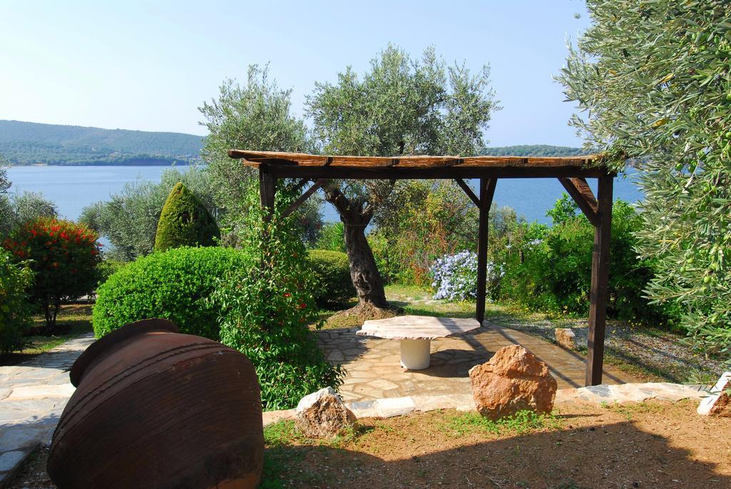 Villa Saint Andrews Bay Milina Habitación foto