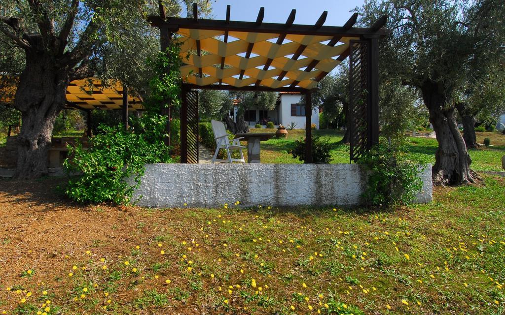 Villa Saint Andrews Bay Milina Habitación foto