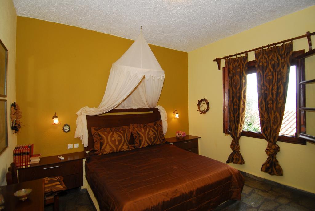 Villa Saint Andrews Bay Milina Habitación foto